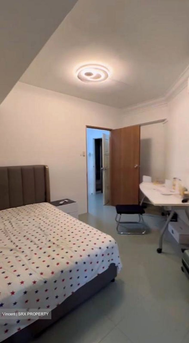 Lakeside Tower (D22), Apartment #475176881